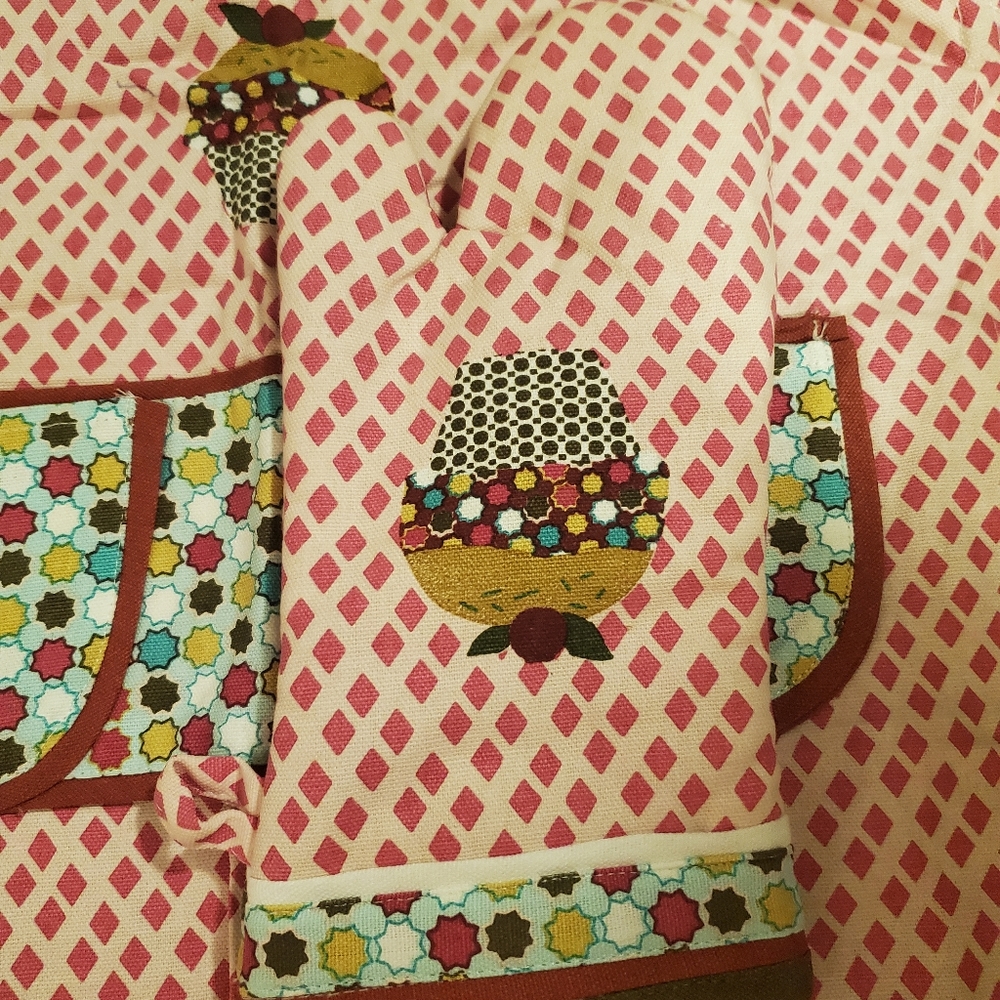Apron set - Picture 2 of 3